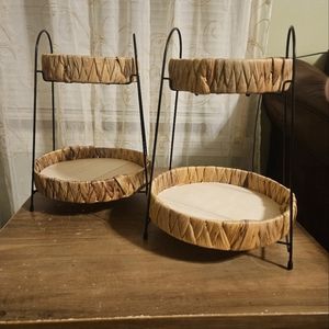 Tiered tray(s)
